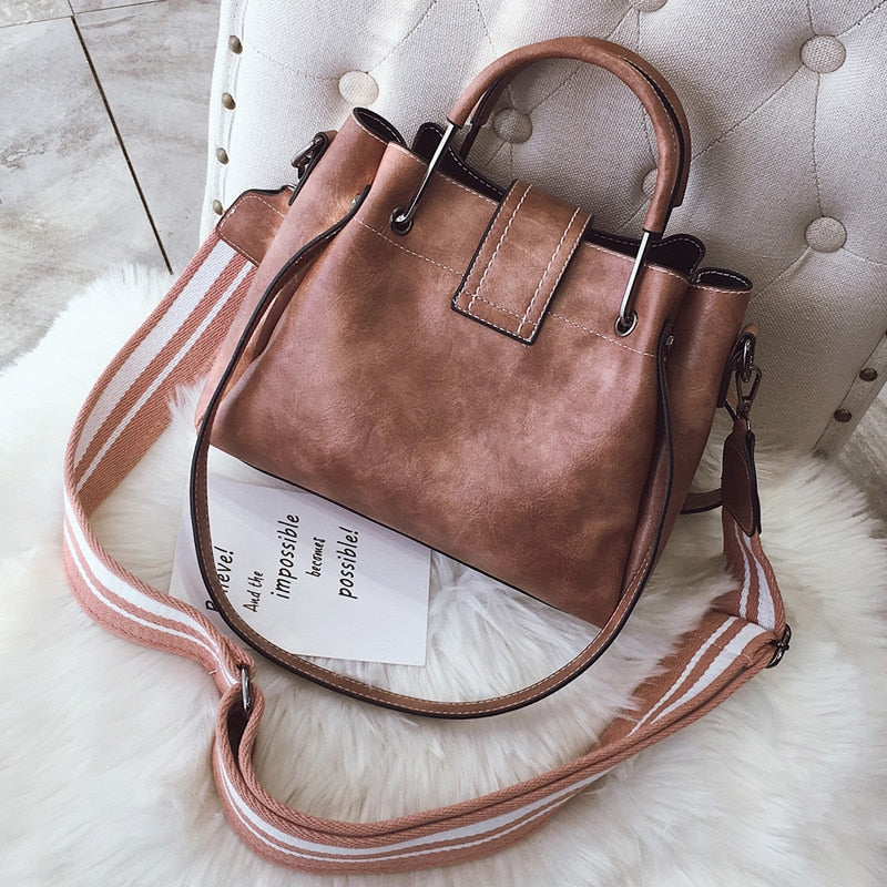 Retro Leather Shoulder Bag
