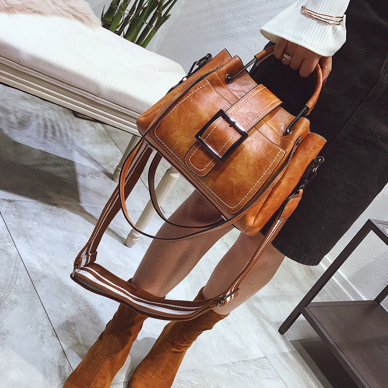 Retro Leather Shoulder Bag
